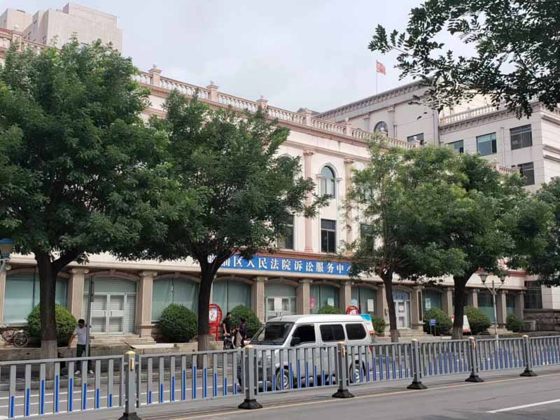 松江律師事務(wù)所來講講為搶劫而攜帶槍支但未使用是否屬于持槍搶劫