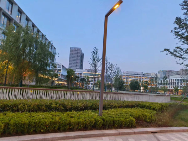 上海法律顧問(wèn)來(lái)講講離婚后兩歲以上的孩子一般由誰(shuí)撫養(yǎng)