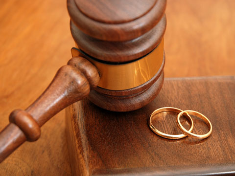 上海婚姻網(wǎng)律師講2022年婚姻避免被一方牽連財(cái)產(chǎn)做法